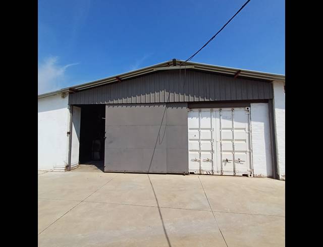 3 BEDROOM HOUSE FOR SALE IN THREE RIVERS